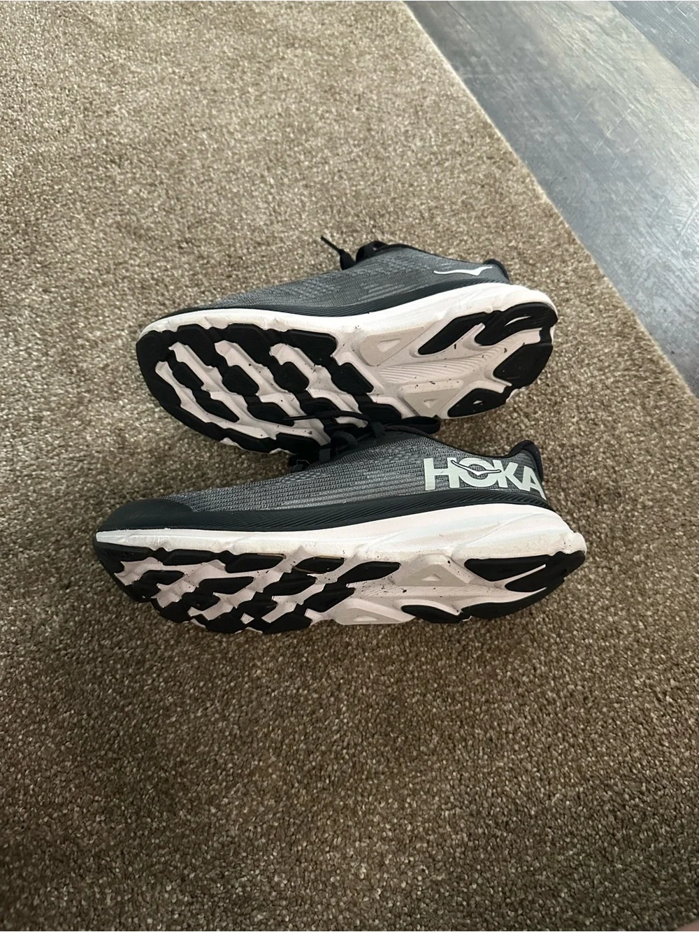 Hoka Youth Clifton 9 Running Shoes - size big kid 5M- Gray/Black